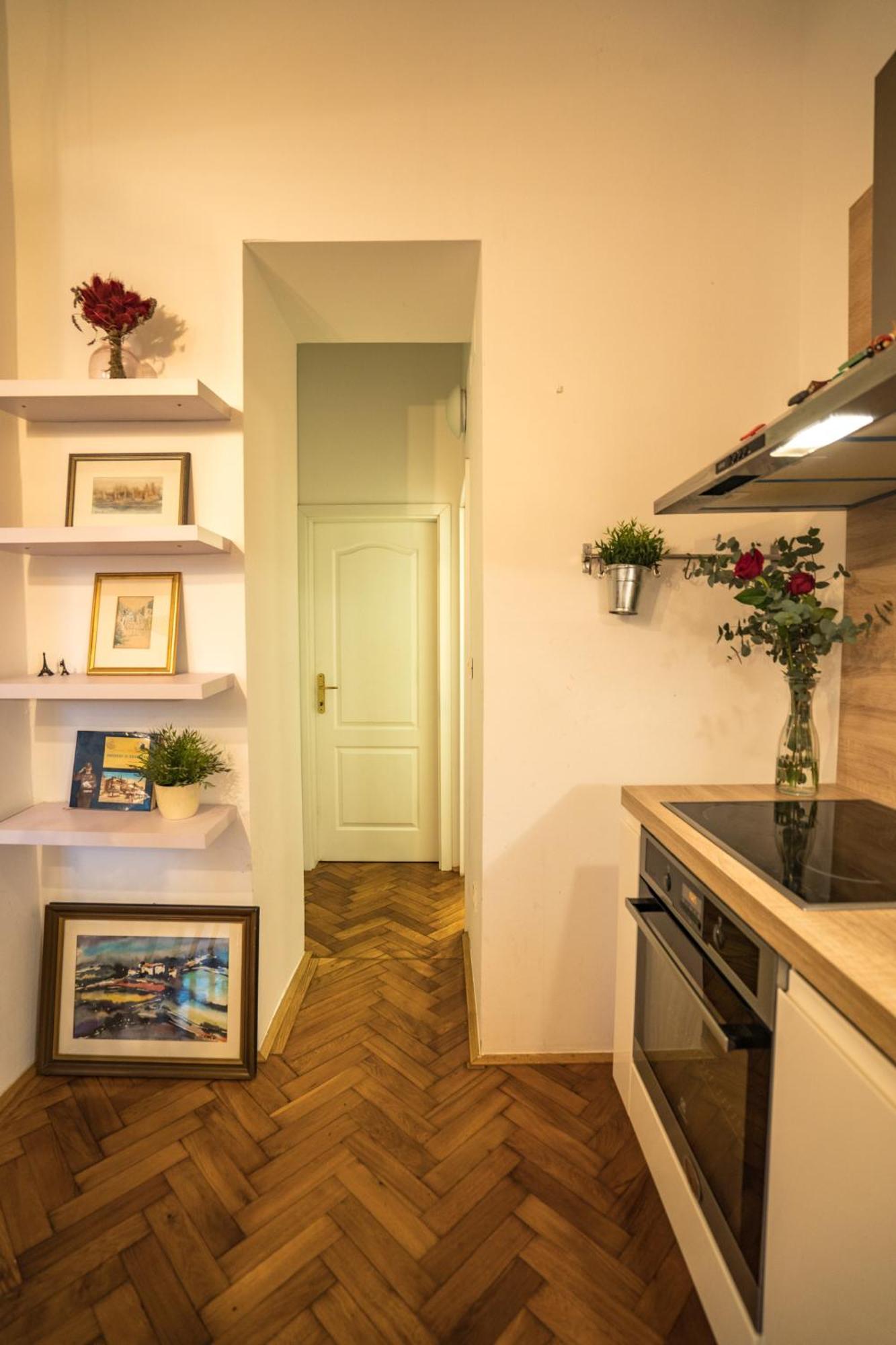 Apartman Iris Ζάγκρεμπ Εξωτερικό φωτογραφία