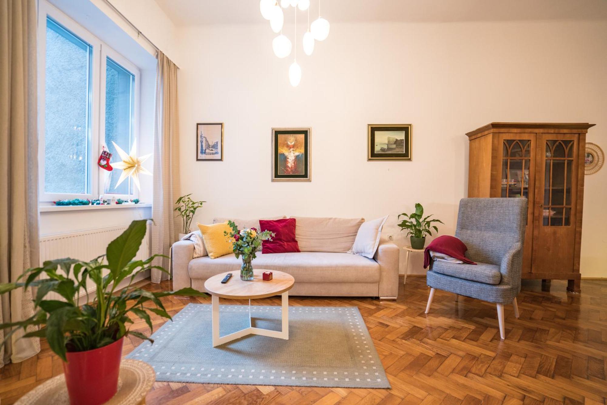 Apartman Iris Ζάγκρεμπ Εξωτερικό φωτογραφία